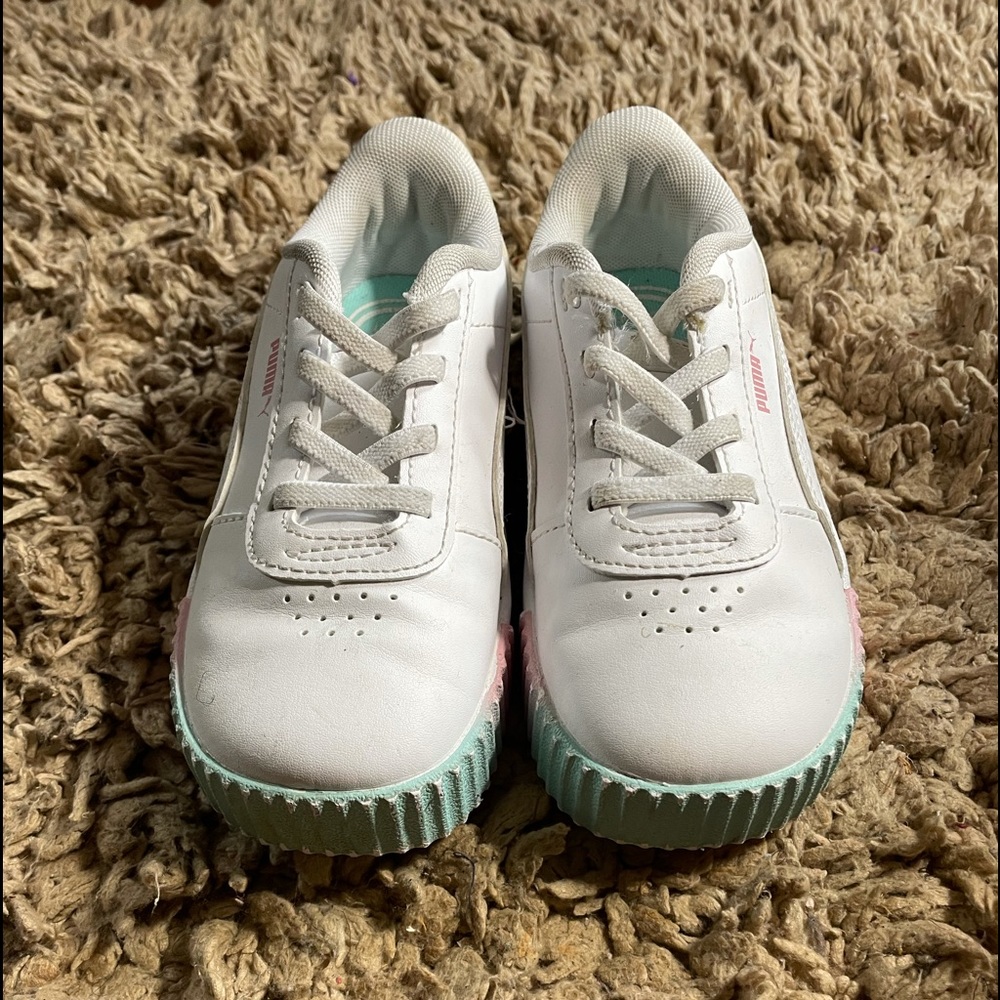 Girls Puma Sneakers